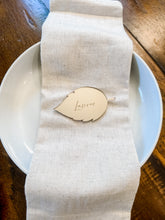 Load image into Gallery viewer, Leaf Place Card