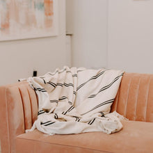 Load image into Gallery viewer, black and white living room blanket