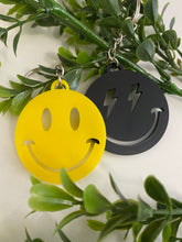 Load image into Gallery viewer, yellow and black smiley face keychain
